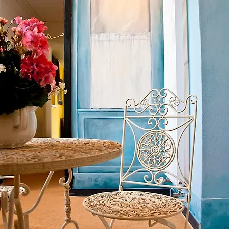 Lunarolo Bed & Breakfast *